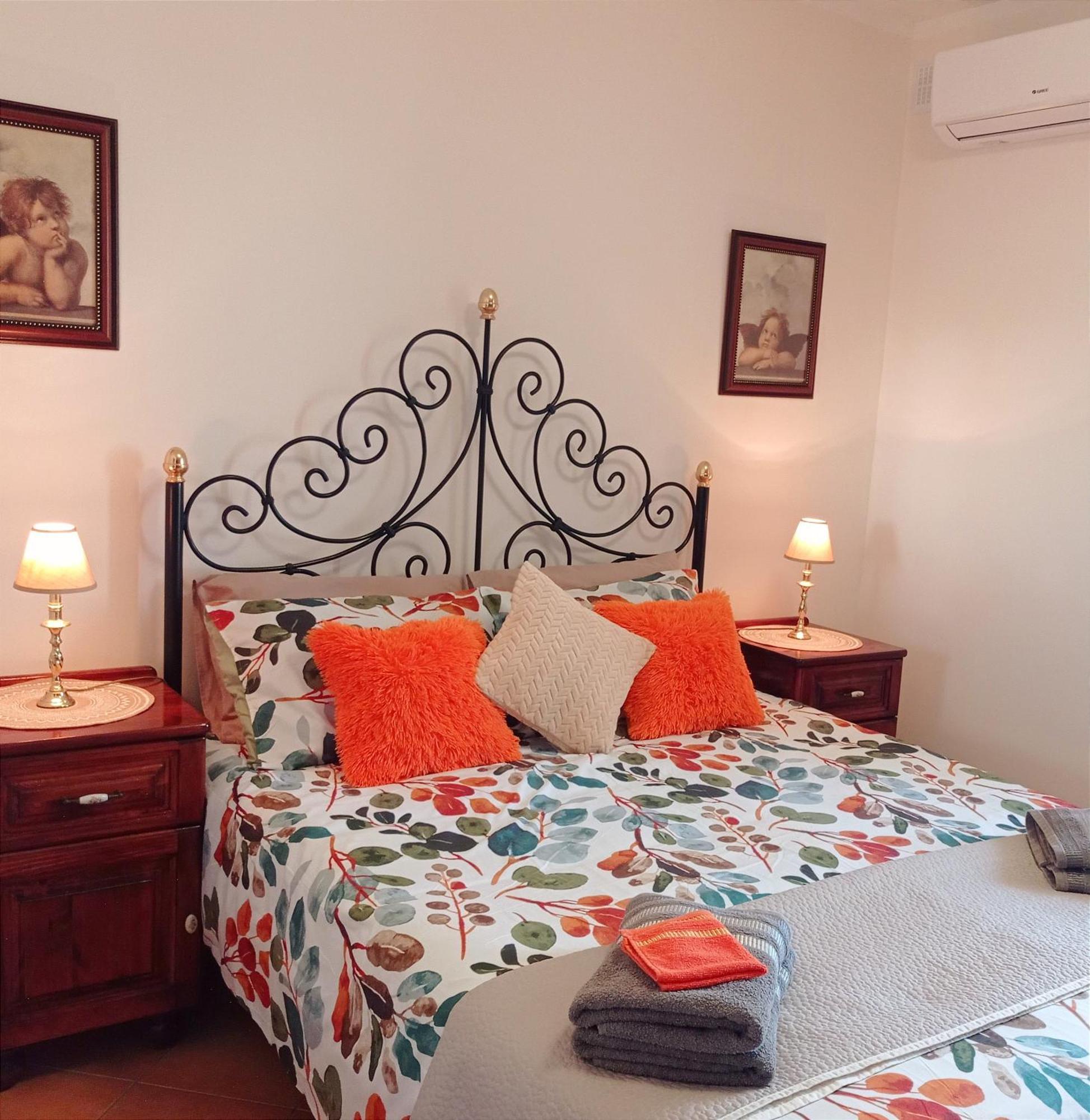 Joseph 2 Stylish Flat With Open Views, Just 4Km From The Airport Or Beach Siggiewi Exterior foto