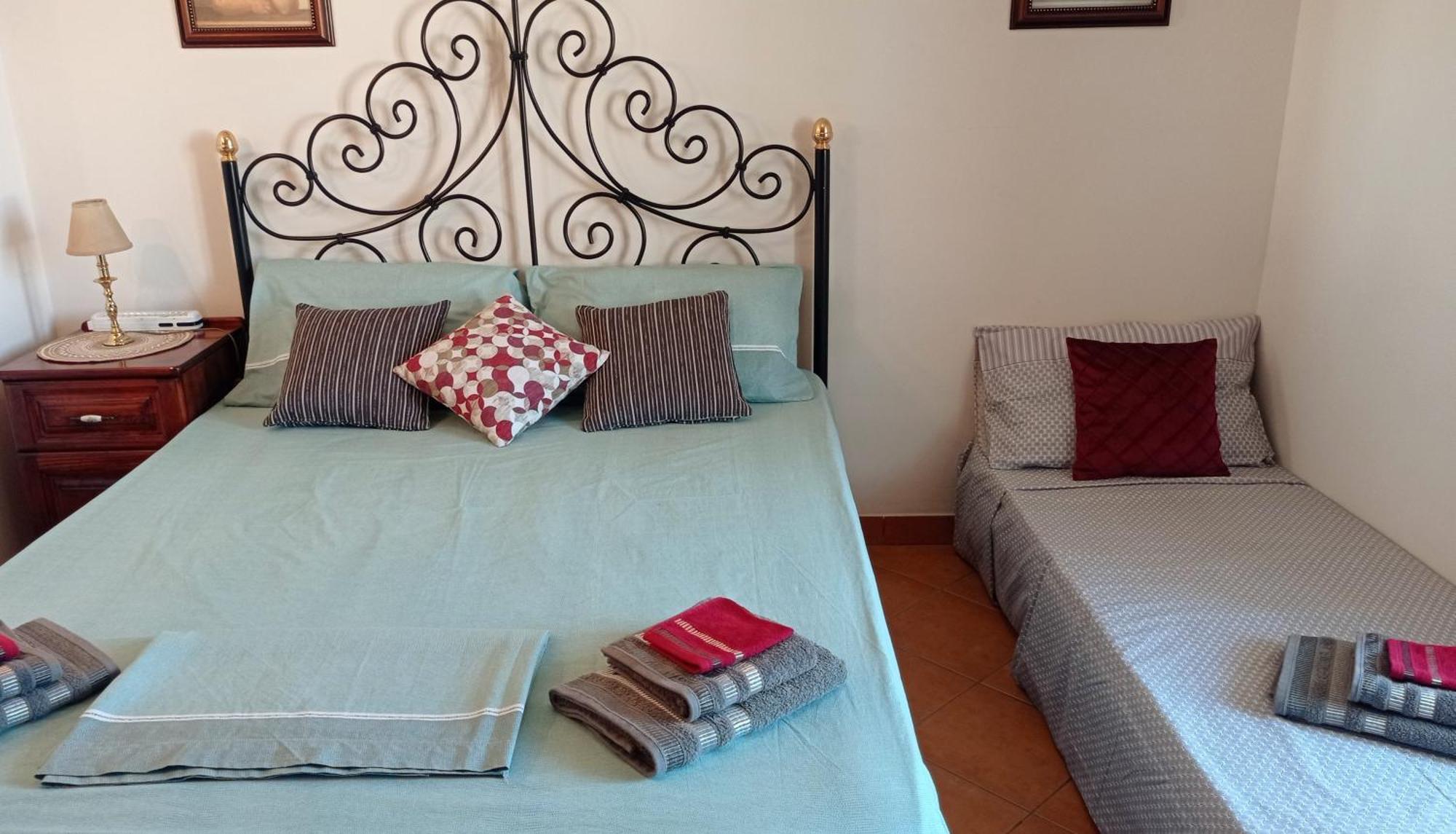 Joseph 2 Stylish Flat With Open Views, Just 4Km From The Airport Or Beach Siggiewi Exterior foto
