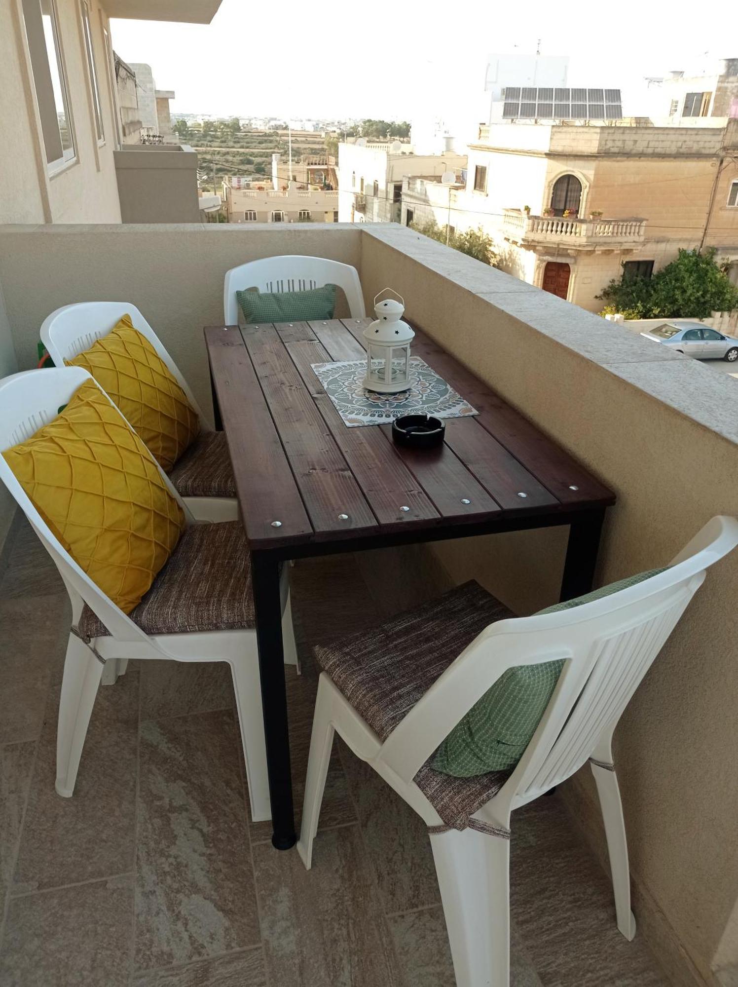 Joseph 2 Stylish Flat With Open Views, Just 4Km From The Airport Or Beach Siggiewi Exterior foto