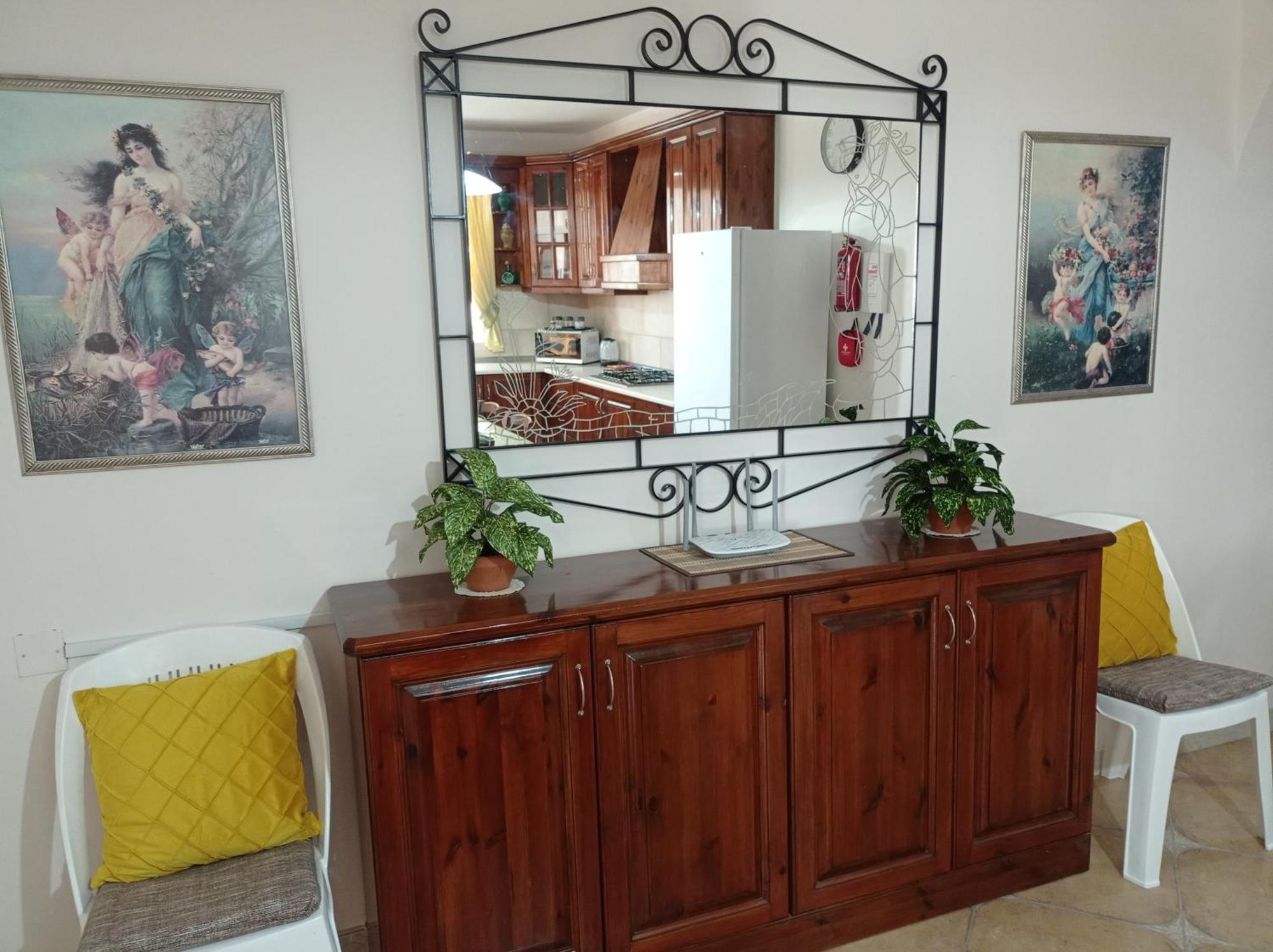 Joseph 2 Stylish Flat With Open Views, Just 4Km From The Airport Or Beach Siggiewi Exterior foto