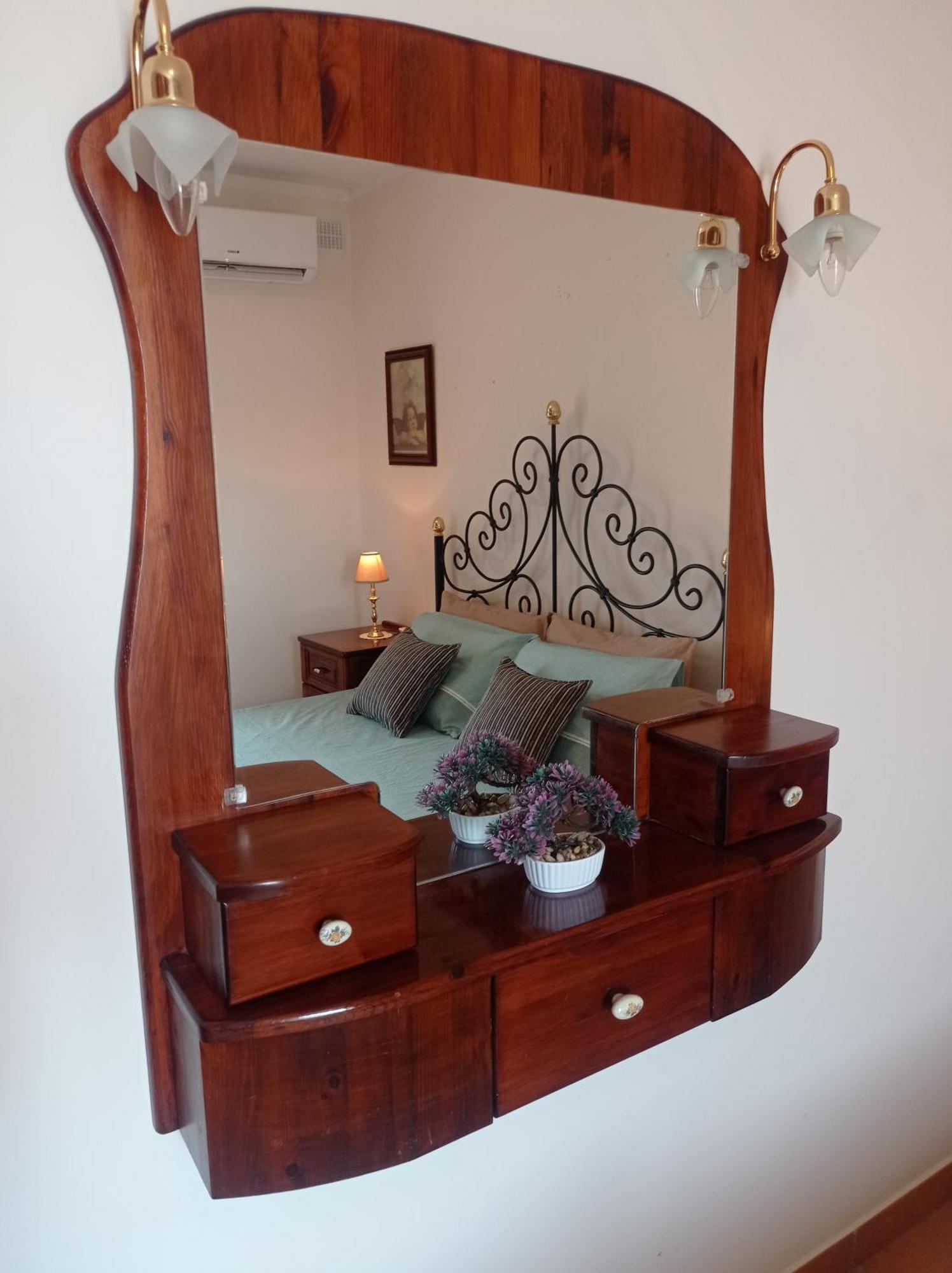 Joseph 2 Stylish Flat With Open Views, Just 4Km From The Airport Or Beach Siggiewi Exterior foto